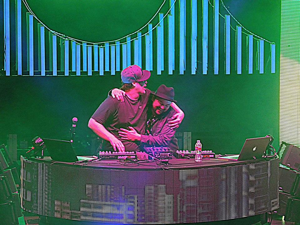 Pretty Lights Family V3 Pin