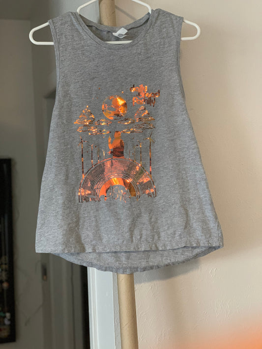 Daily Bread Family-Silhouette-Woman Athletic Heather Grey Muscle Tank