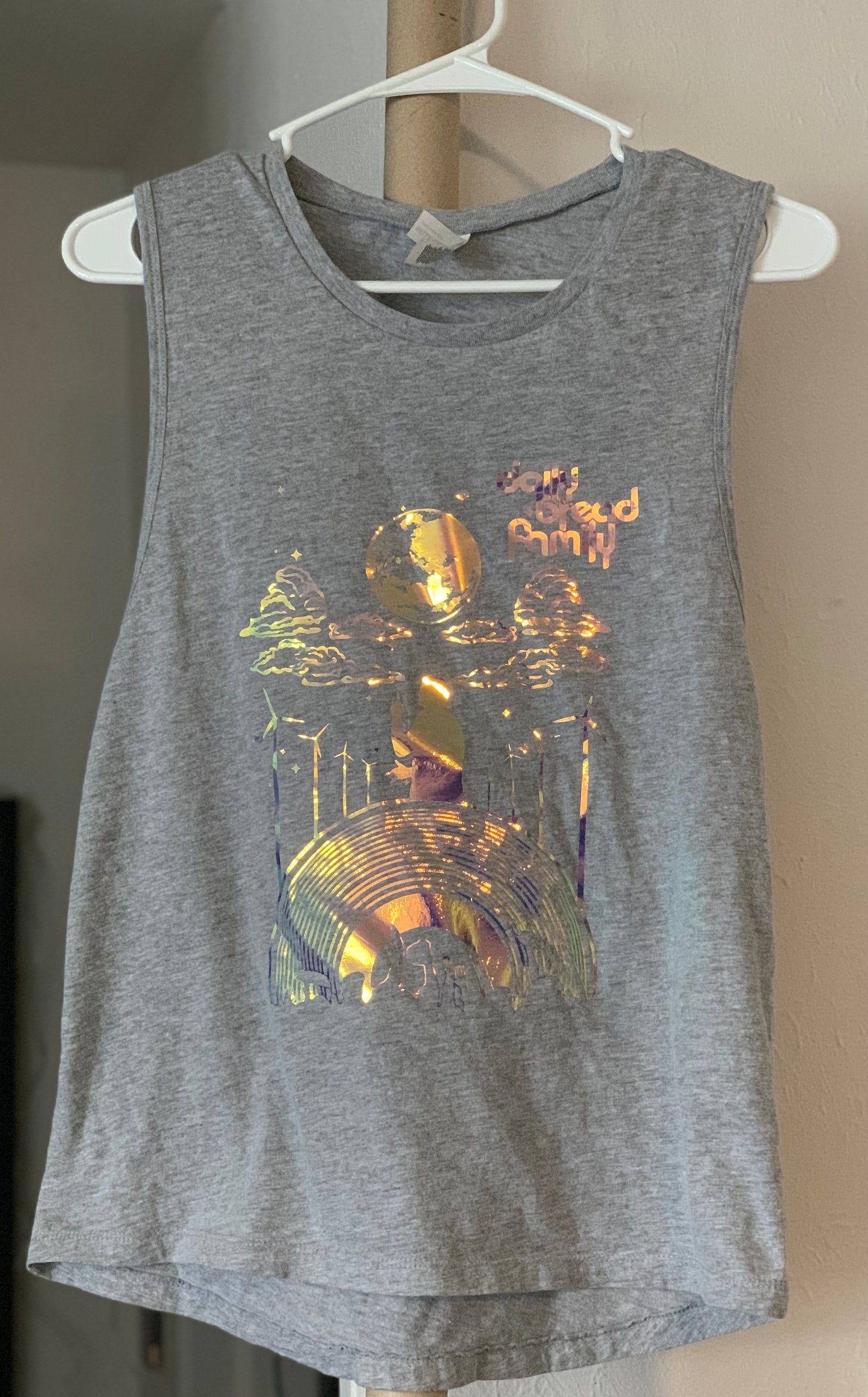 Daily Bread Family-Silhouette-Woman Athletic Heather Grey Muscle Tank