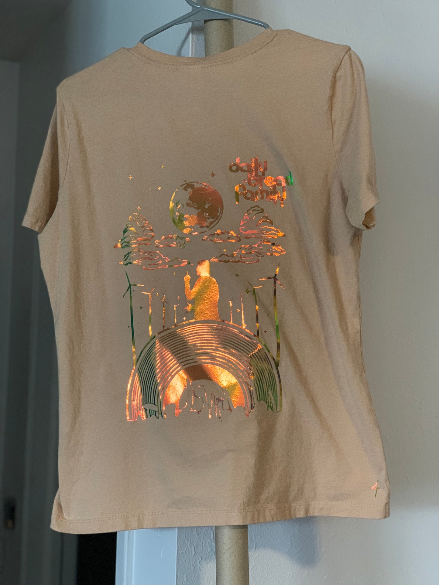 Daily Bread Family-Silhouette-Womans Tee