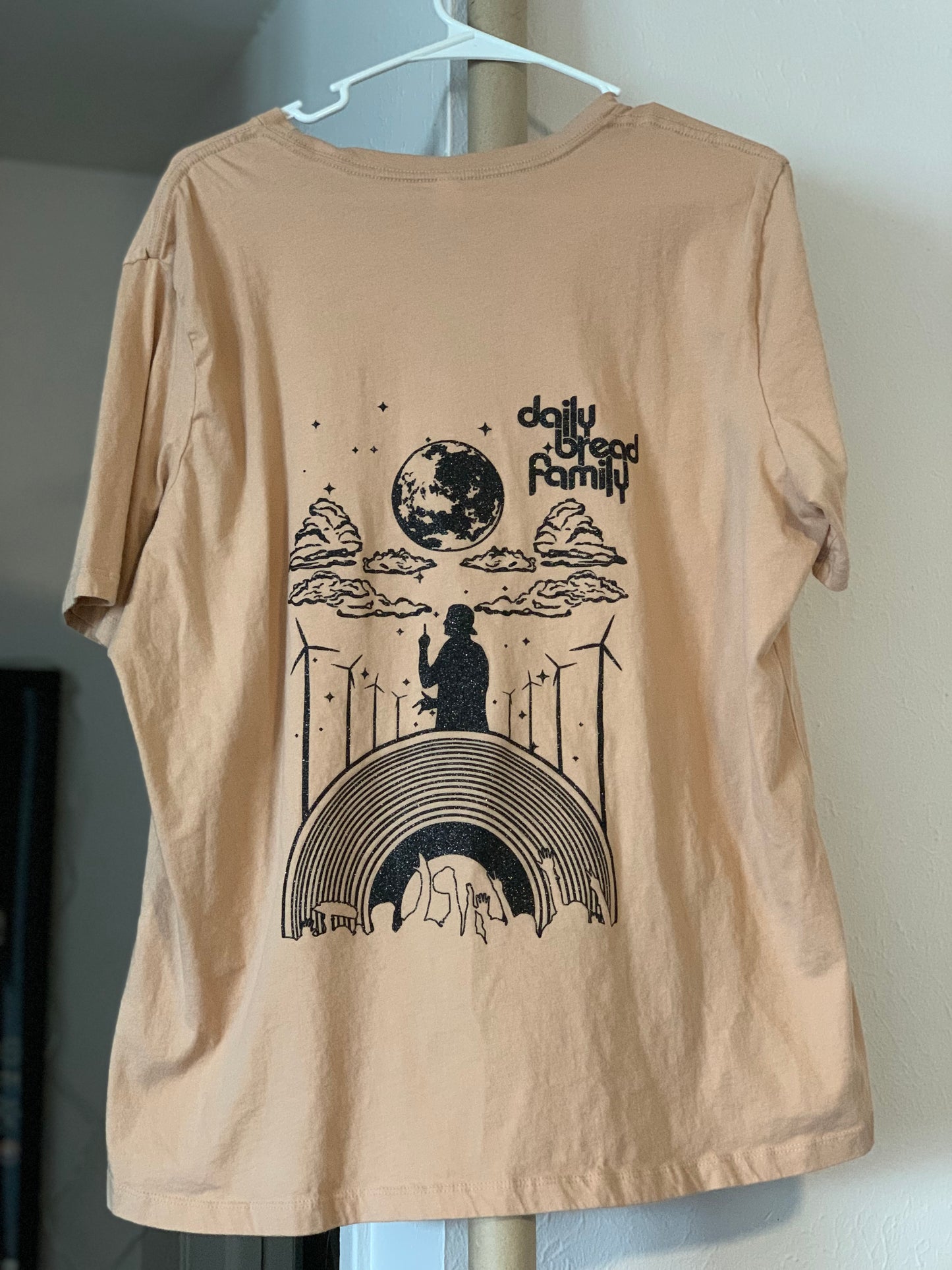 Daily Bread Family-Silhouette-Womans Tee