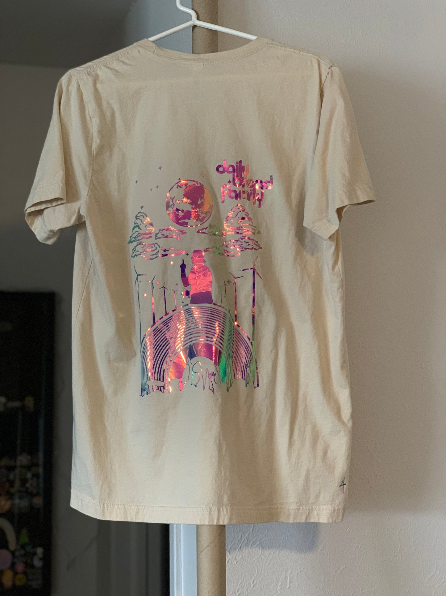 Daily Bread Family-Silhouette-TShirt