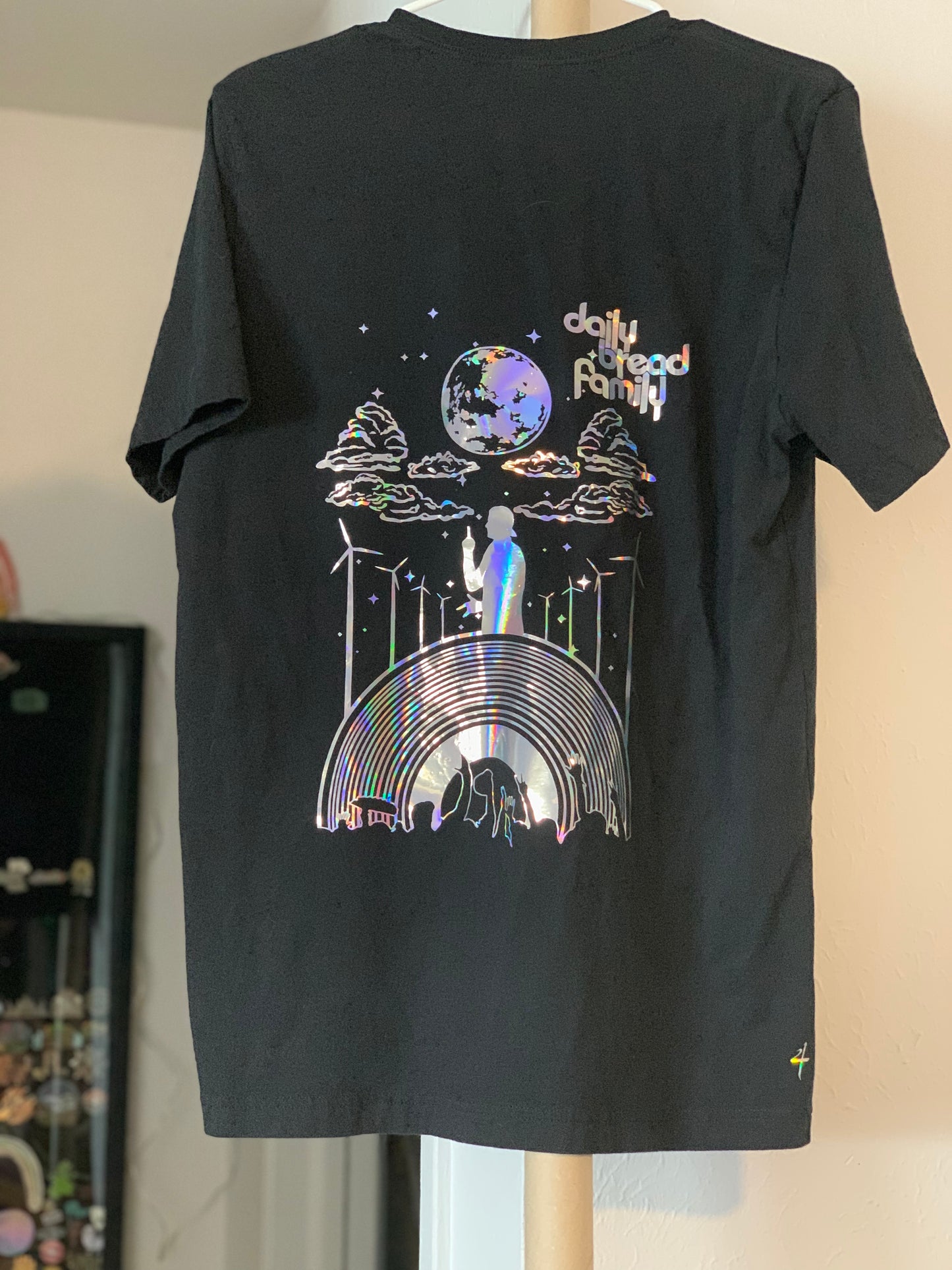 Daily Bread Family-Silhouette-TShirt