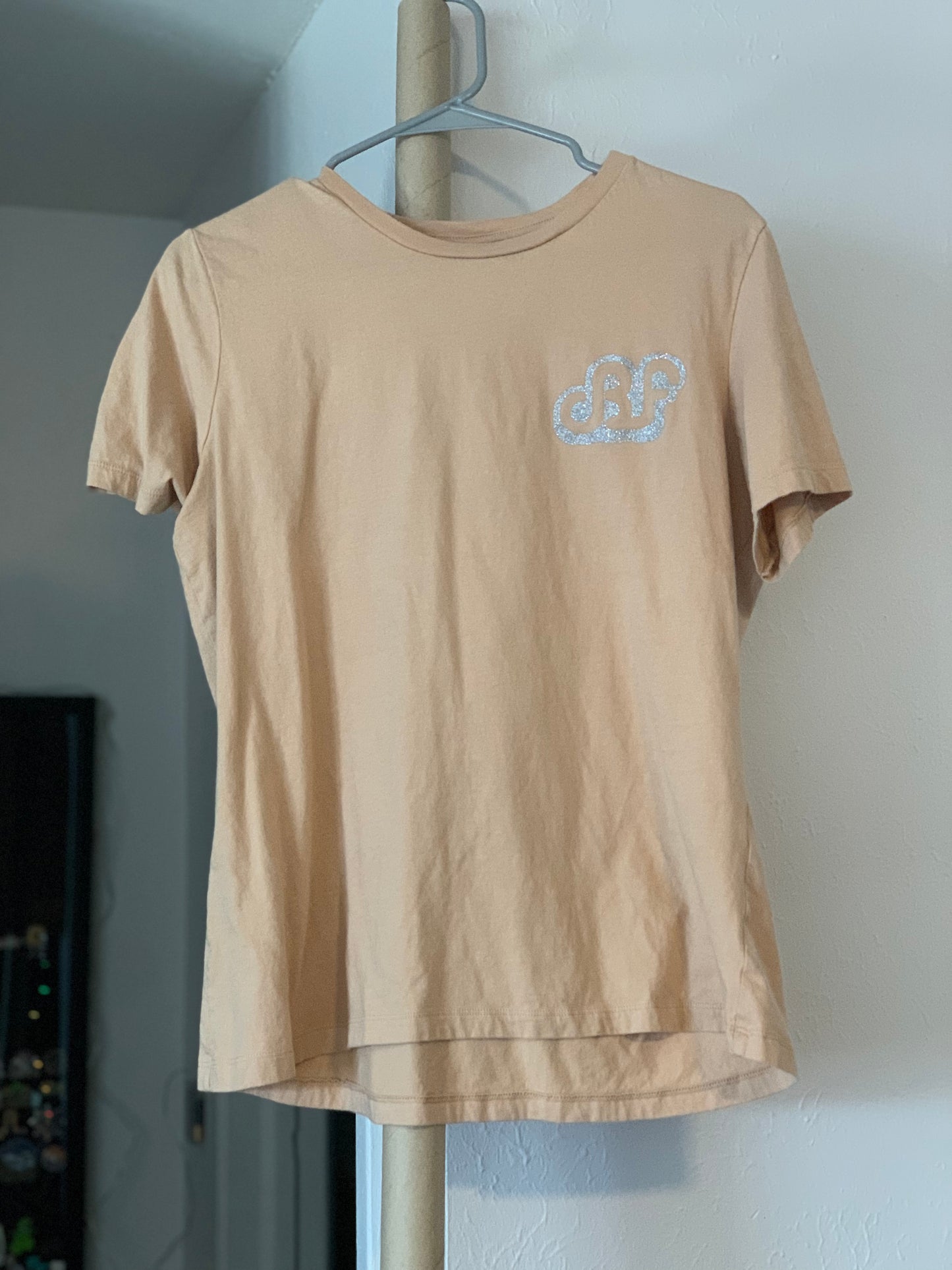 Daily Bread Family-Silhouette-Womans Tee