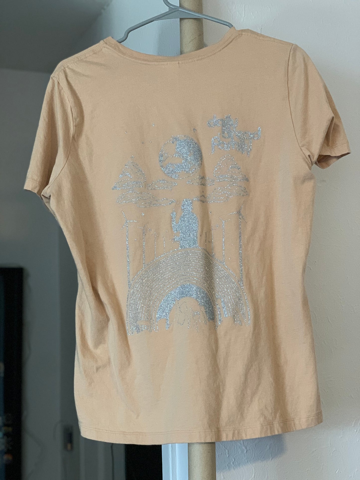 Daily Bread Family-Silhouette-Womans Tee