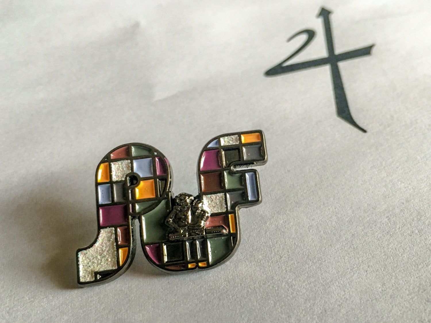 Pretty Lights Family V3 Pin